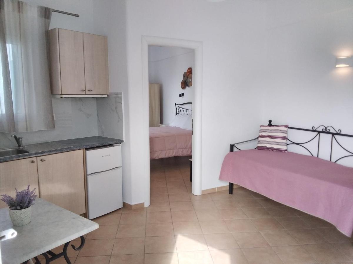 Celeste Apartments Орнос Екстер'єр фото