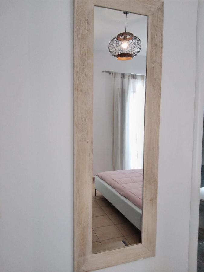 Celeste Apartments Орнос Екстер'єр фото