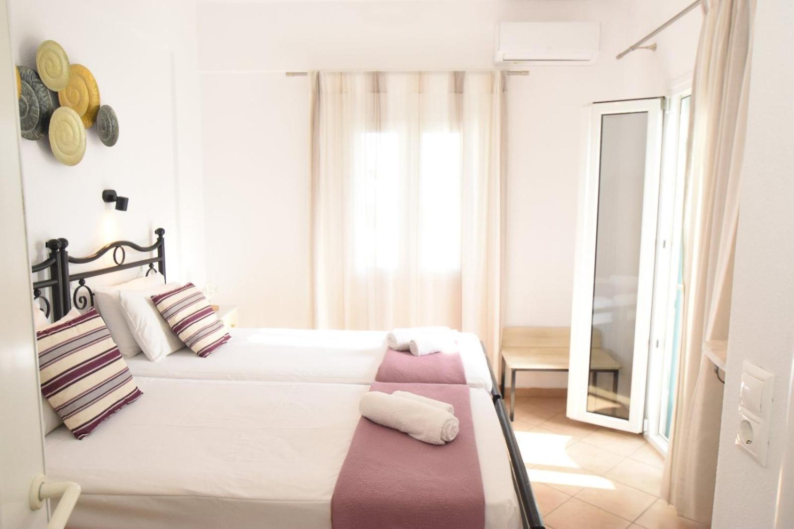 Celeste Apartments Орнос Екстер'єр фото
