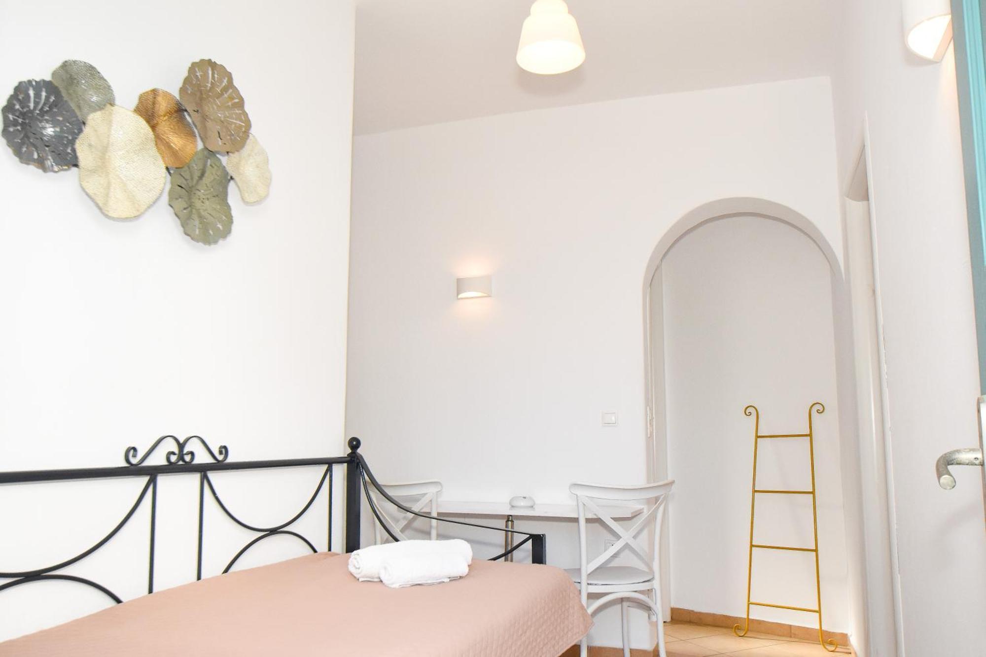 Celeste Apartments Орнос Екстер'єр фото